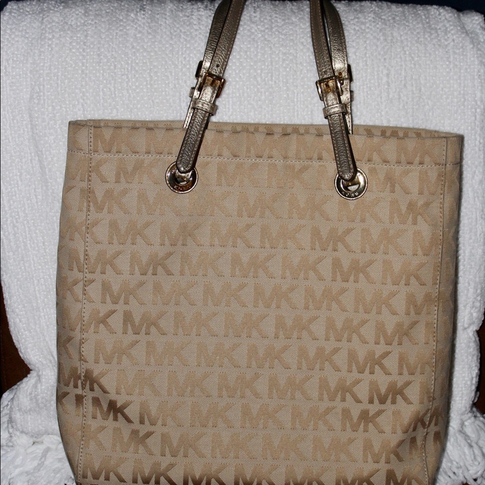 🔥SALE🔥Michael Kors - Gold Tote
